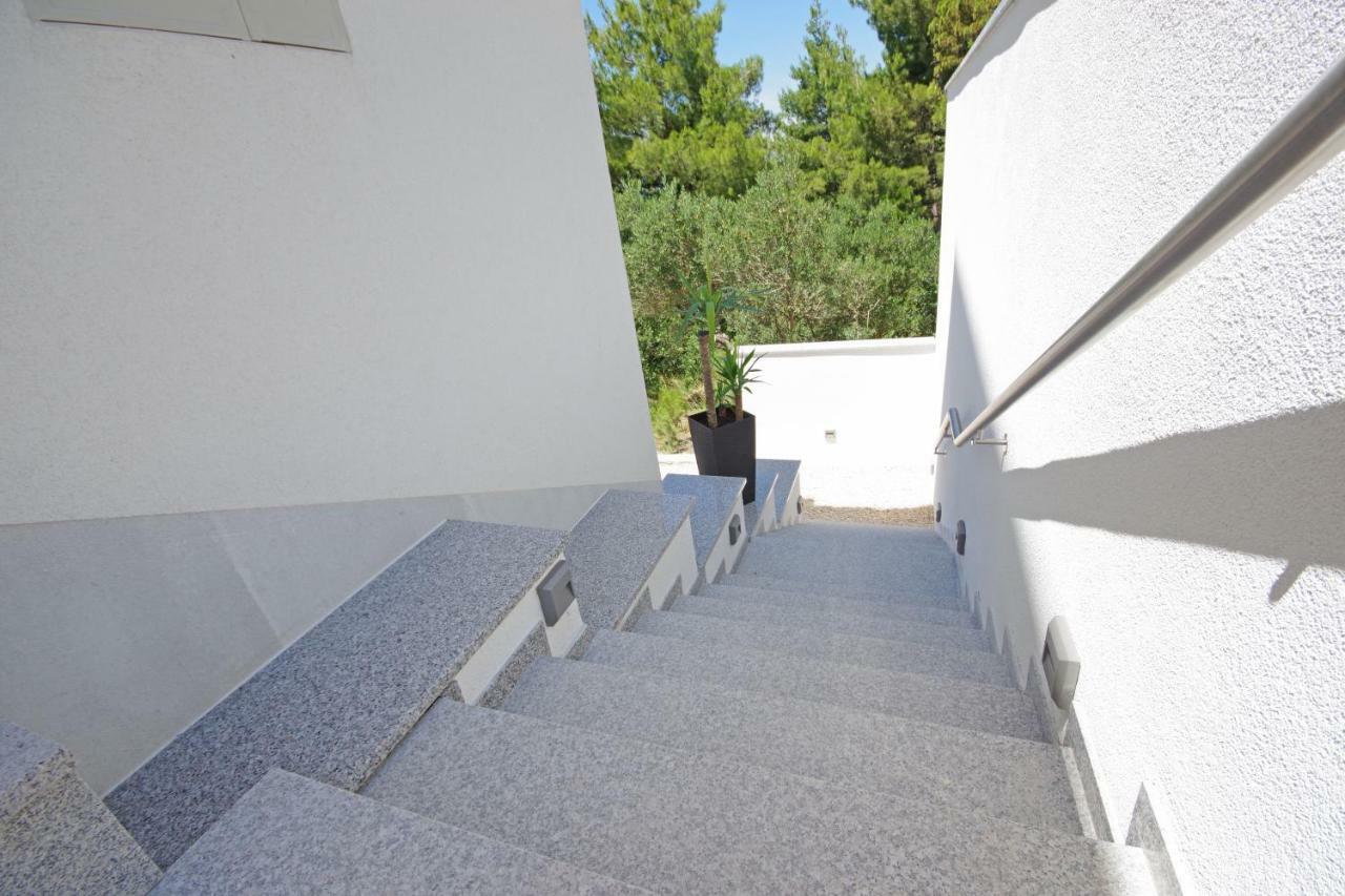 Villa Inis Makarska Bagian luar foto