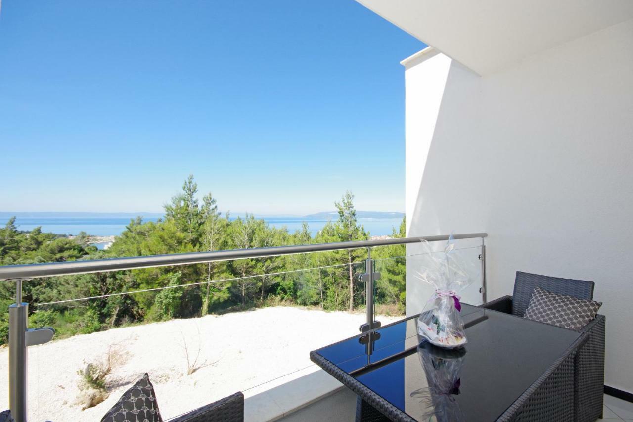 Villa Inis Makarska Bagian luar foto