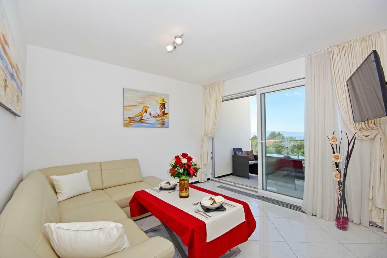 Villa Inis Makarska Bagian luar foto