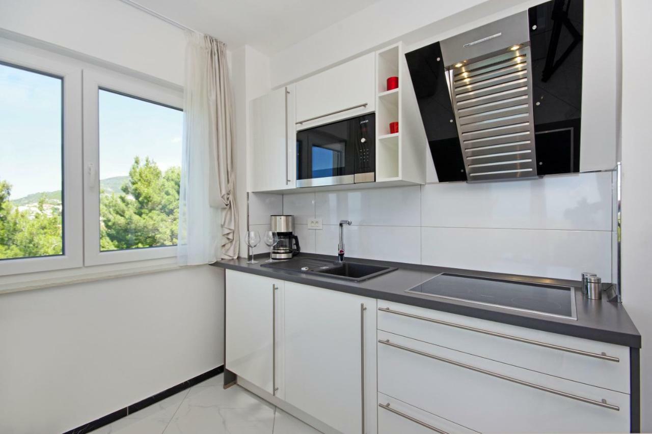 Villa Inis Makarska Bagian luar foto