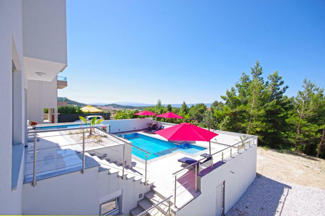 Villa Inis Makarska Bagian luar foto