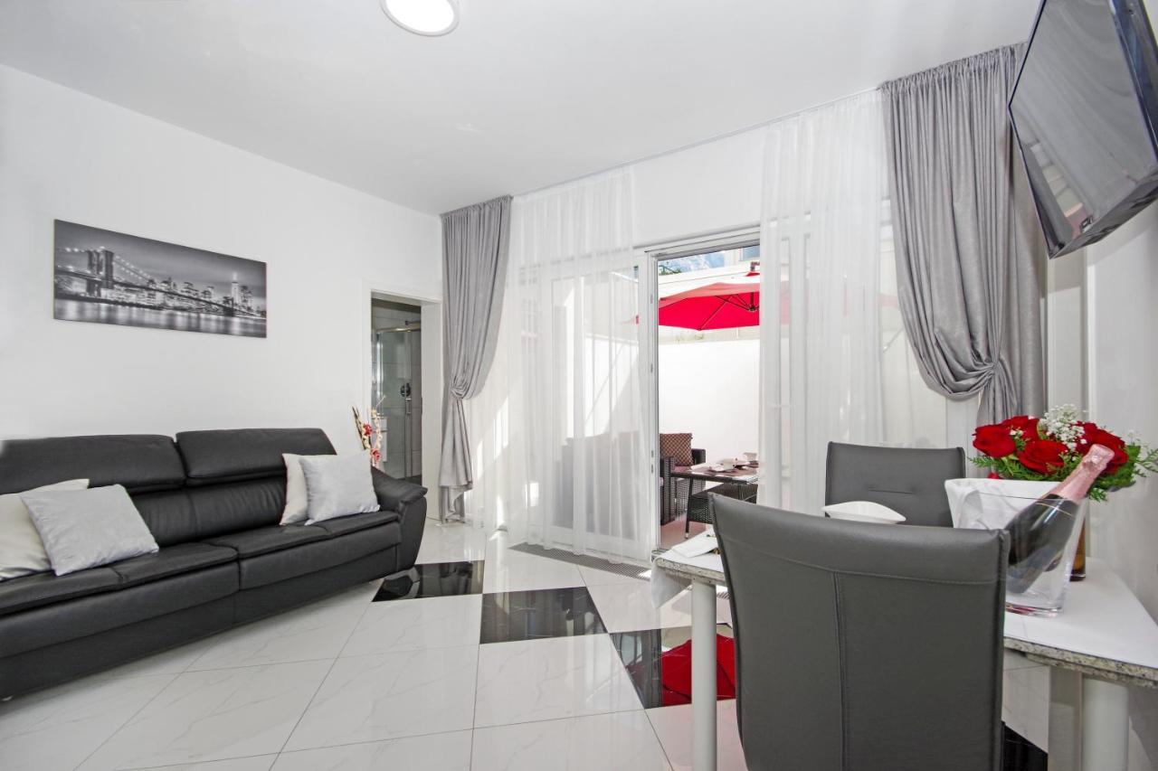 Villa Inis Makarska Bagian luar foto